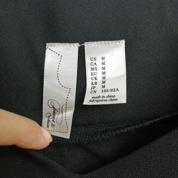 Black dress - Picture 5 of 5